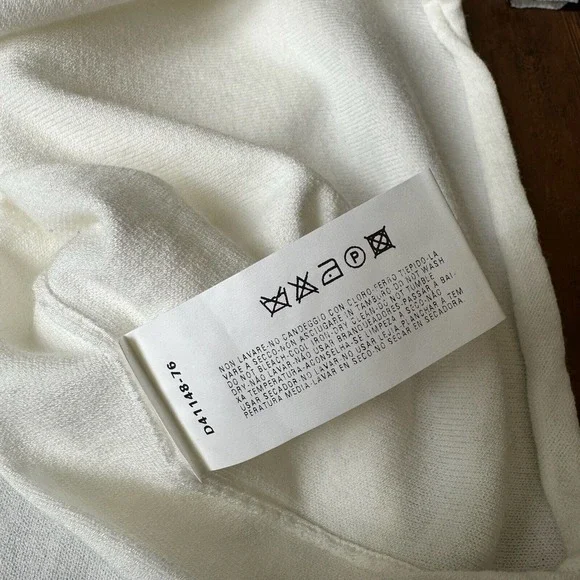 EMPORIO ARMANI Polka Dot Lace-Trim S/S Knit Top Scoop Neck in White - Picture 7 of 8